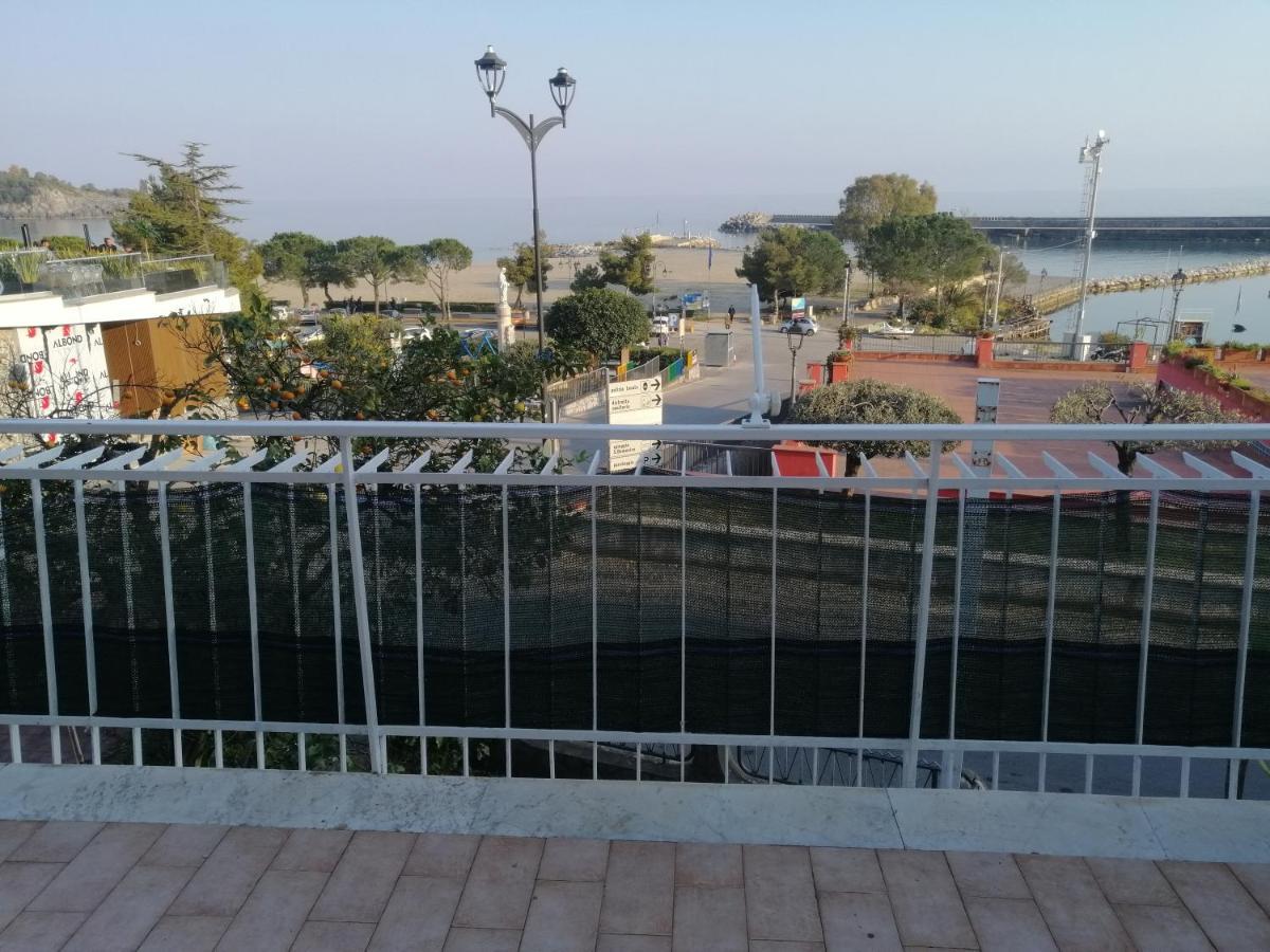 Casa Francesca Leilighet Marina di Camerota Eksteriør bilde